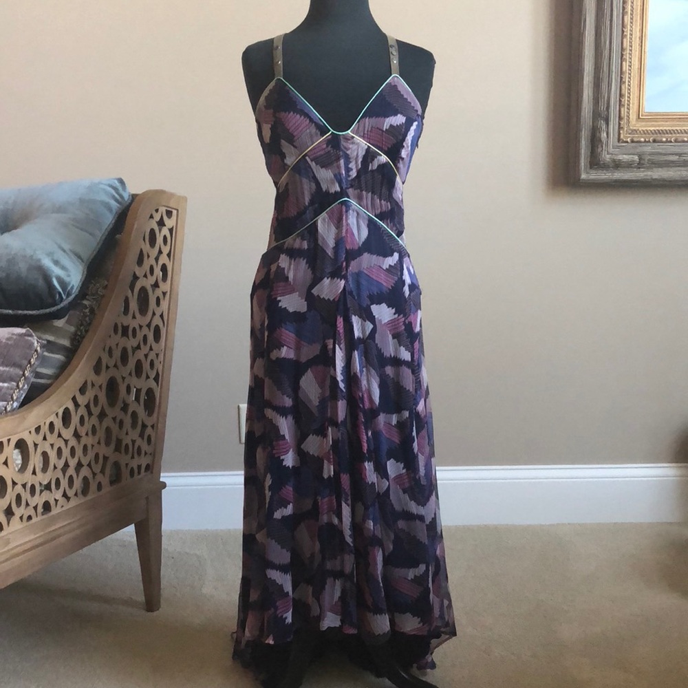Stunning dress with bustle - Picture 2 of 7